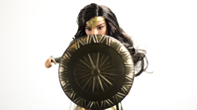 Illustration for article titled Wonder Woman Makes Barbie Look Good